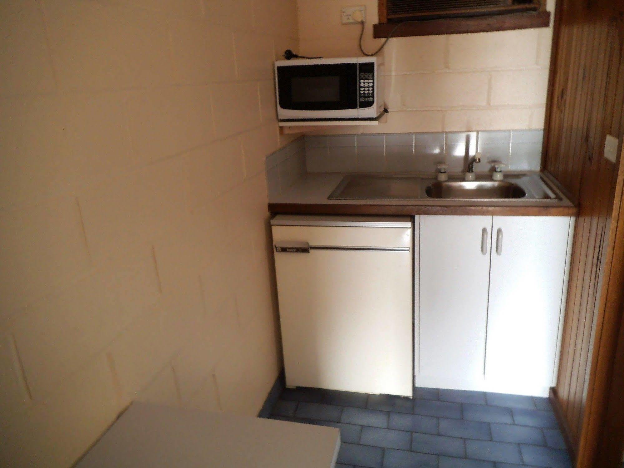 Yarragon Motel Екстериор снимка
